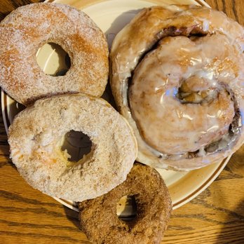 Neil's Donuts - Coffee roll, crumb cake donut, sugar donut, cinnamon donut - Bakeries Near Me - Wallingford, Connecticut Neil's Donuts - Coffee roll, crumb cake donut, sugar donut, cinnamon donut - Bakeries Near Me - Wallingford, Connecticut