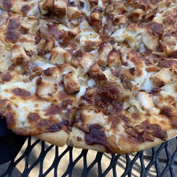 Olde Town Hall Restaurant & Pub - BBQ chicken pizza - New American Near Me - Ridgeway, South Carolina Olde Town Hall Restaurant & Pub - BBQ chicken pizza - New American Near Me - Ridgeway, South Carolina