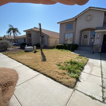 JNK Landscaping and Pools - Front yard before. Failed sprinklers and overgrowth had ruined the grass. - Landscape Architects or Designers Near Me - Gilbert, Arizona JNK Landscaping and Pools - Front yard before. Failed sprinklers and overgrowth had ruined the grass. - Landscape Architects or Designers Near Me - Gilbert, Arizona