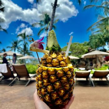 Off the Hook - Tropical Itch in a Pineapple - Lounges Near Me - Kapolei, Hawaii