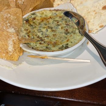 Yard House - Four Cheese Spinach Dip - Bars Near Me - Sunrise, Florida