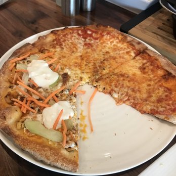 Cucina Moderna - Buffalo Chicken Pizza - Italian Near Me - Lake Worth, Florida