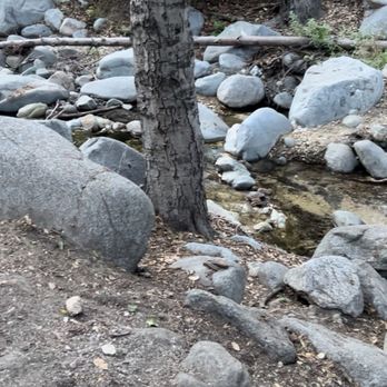 Eaton Canyon Falls Trail - Hiking Near Me - Altadena, California Eaton Canyon Falls Trail - Hiking Near Me - Altadena, California