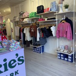 Frankie's on the Park - The store is full!