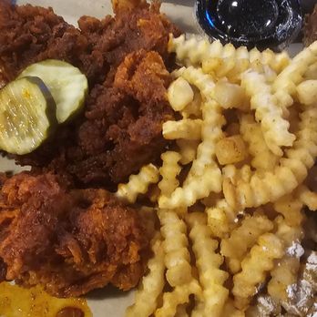 Perfect Tender Hot Chicken - Chicken Wings Near Me - San Antonio, Texas