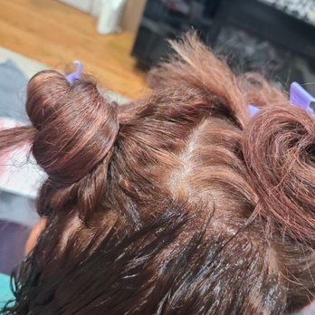 Supercuts - Red/ pink instead of sun kissed/ caramel highlights - Hair Salons Near Me - BAYONNE, New Jersey Supercuts - Red/ pink instead of sun kissed/ caramel highlights - Hair Salons Near Me - BAYONNE, New Jersey
