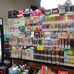 Lyons Den Liquor
