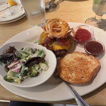 The Cheesecake Factory - Americana Cheeseburger* ** - American Near Me - Roseville, California
