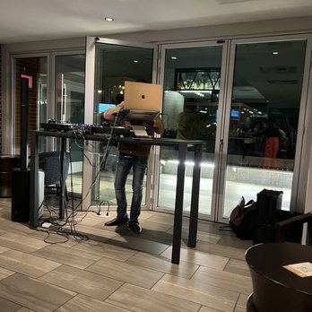 Study Hall Rooftop Lounge - Dj - Lounges Near Me - Berkeley, California