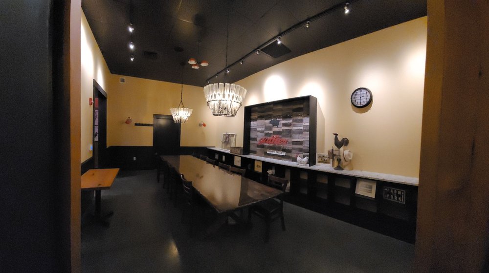 LU LU Craft Bar + Kitchen