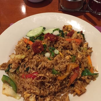 Royal Thai - Chicken pad Thai - Thai Near Me - Gurnee, Illinois Royal Thai - Chicken pad Thai - Thai Near Me - Gurnee, Illinois