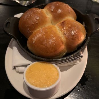 Row 34 - Seaport - Rolls - New American Near Me - Boston, Massachusetts