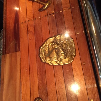 Captain Jack's - Cool bar - Seafood Near Me - Sunset Beach, California