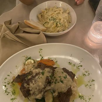 Luna Bistro Cafe - New American Near Me - Long Beach, California