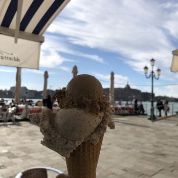 Gelateria Nico - Coffee and stracciatella - Ice Cream & Frozen Yogurt Near Me - Venezia, VE Gelateria Nico - Coffee and stracciatella - Ice Cream & Frozen Yogurt Near Me - Venezia, VE