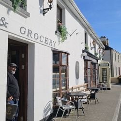 Killeens Village Tavern - Outside