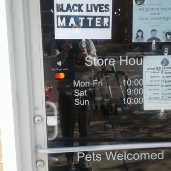 Bentley's Pet Stuff - Pet Stores Near Me - Chicago, Illinois