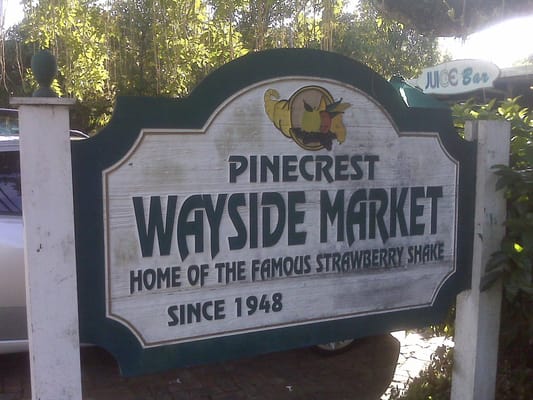 Wayside Fruit & Vegetable by null