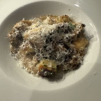 Monarque - Brasseries Near Me - Montreal, Quebec