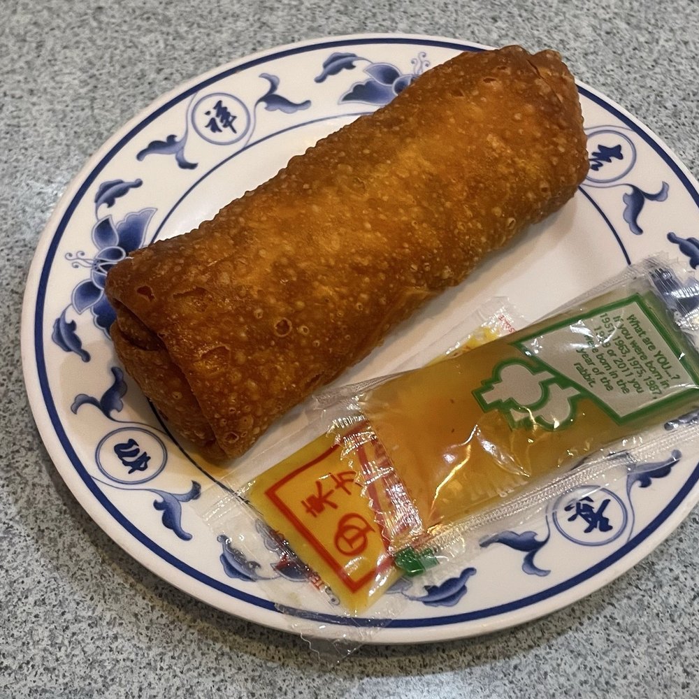 New China Chef - Veggie egg roll - Chinese Near Me - Streamwood, Illinois New China Chef - Veggie egg roll - Chinese Near Me - Streamwood, Illinois