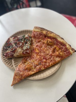Williamsburg Pizza by null