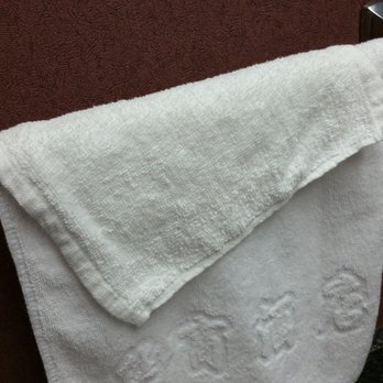 LA Crystal Hotel - Miminual towels for double beds - Hotels Near Me - Carson, California LA Crystal Hotel - Miminual towels for double beds - Hotels Near Me - Carson, California