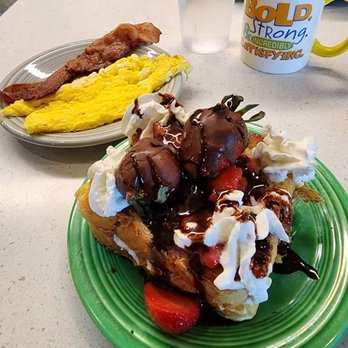 Raelynn's Cafe - Chocolate Covered Strawberry Stuffed French Toast!- Valentine's Day Special - Cafes Near Me - Mishawaka, Indiana Raelynn's Cafe - Chocolate Covered Strawberry Stuffed French Toast!- Valentine's Day Special - Cafes Near Me - Mishawaka, Indiana
