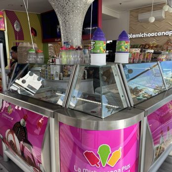 La Michoacana Plus - Inside La Michoacana Plus. - Ice Cream & Frozen Yogurt Near Me - Long Beach, California