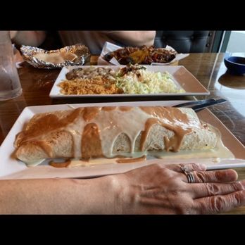 El Agave's Mexican Restaurant - Mexican Near Me - Augusta, Maine