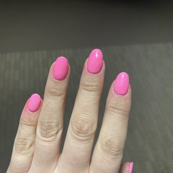 BE Chíc Nails - Nail Salons Near Me - Bellevue, Washington