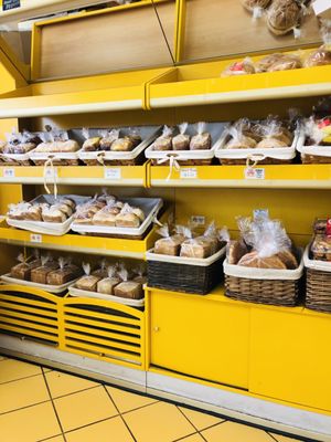 Hot Breads by null