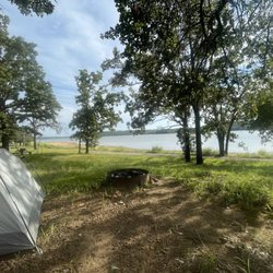 Arrowhead State Park - Cool camp spot at Lakeview campground.