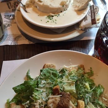 Cheers - American Near Me - Boston, Massachusetts