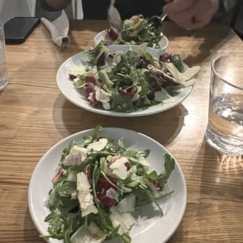 Sei Pizza Bar - Tricolore Salad - Pizza Near Me - Los Angeles, California