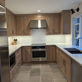 ESP Interior Design - Kitchen renovation. U-shape kitchen - Interior Design Near Me