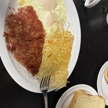 Janet's Cafe and Deli - Corn beef hash, eggs over easy sourdough - New American Near Me - Santee, California Janet's Cafe and Deli - Corn beef hash, eggs over easy sourdough - New American Near Me - Santee, California