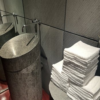 Maison Blanche - Beautiful restroom - French Near Me - Longboat Key, Florida