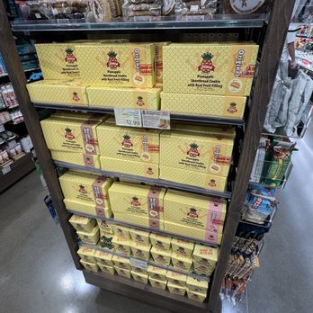 ABC Stores - Convenience Stores Near Me - Lahaina, Hawaii