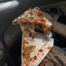 7-Eleven - Hot fresh veggie pizza