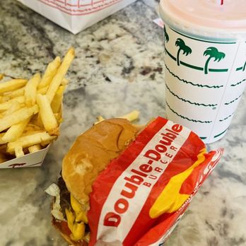In-N-Out Burger - Double double animal style - Fast Food Near Me - Aurora, Colorado In-N-Out Burger - Double double animal style - Fast Food Near Me - Aurora, Colorado