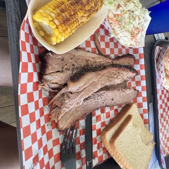 Papa Bears Barbeque - Brisket plate and my 2 sides are color slaw and corn on the cob. Well worth the $2.00. - Food Trucks Near Me - Apache Junction, Arizona Papa Bears Barbeque - Brisket plate and my 2 sides are color slaw and corn on the cob. Well worth the $2.00. - Food Trucks Near Me - Apache Junction, Arizona