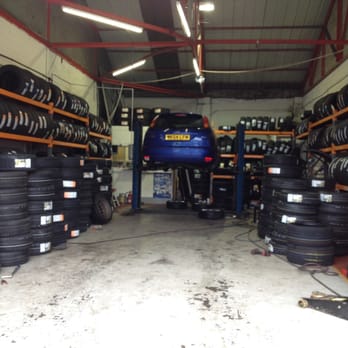 Atherton Tyres Tires Coal Pit Lane Bag Lane Manchester United Kingdom Phone Number