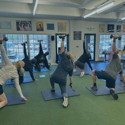 TrainSmarter - Personal training in a small group delivers the results of 1-1 training but it's more time-flexible, budget-friendly, and FUN!