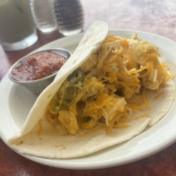 Bouldin Creek Cafe - Breakfast taco with jalapeño and cheese - Vegetarian Near Me - Austin, Texas
