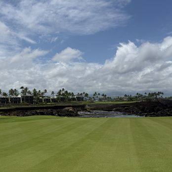 Mauna Lani Resort Golf - Manicured fairways - Golf Near Me - Kamuela, Hawaii