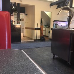 New Island Sushi - As you can see the filth on the walls