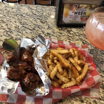 SandTown Pub - Honey BBQ chicken / fries / drink - Sports Bars Near Me - Atlanta, Georgia