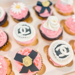Chanel Cupcakes
