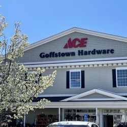Goffstown Hardware - Exterior