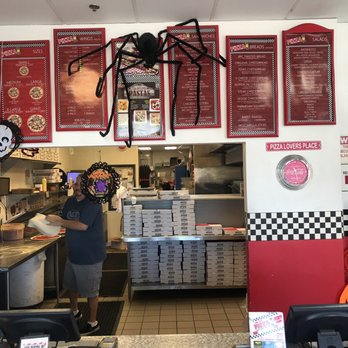 Pizza 101 - Owner operator makes pizza - American Near Me - Fontana, California